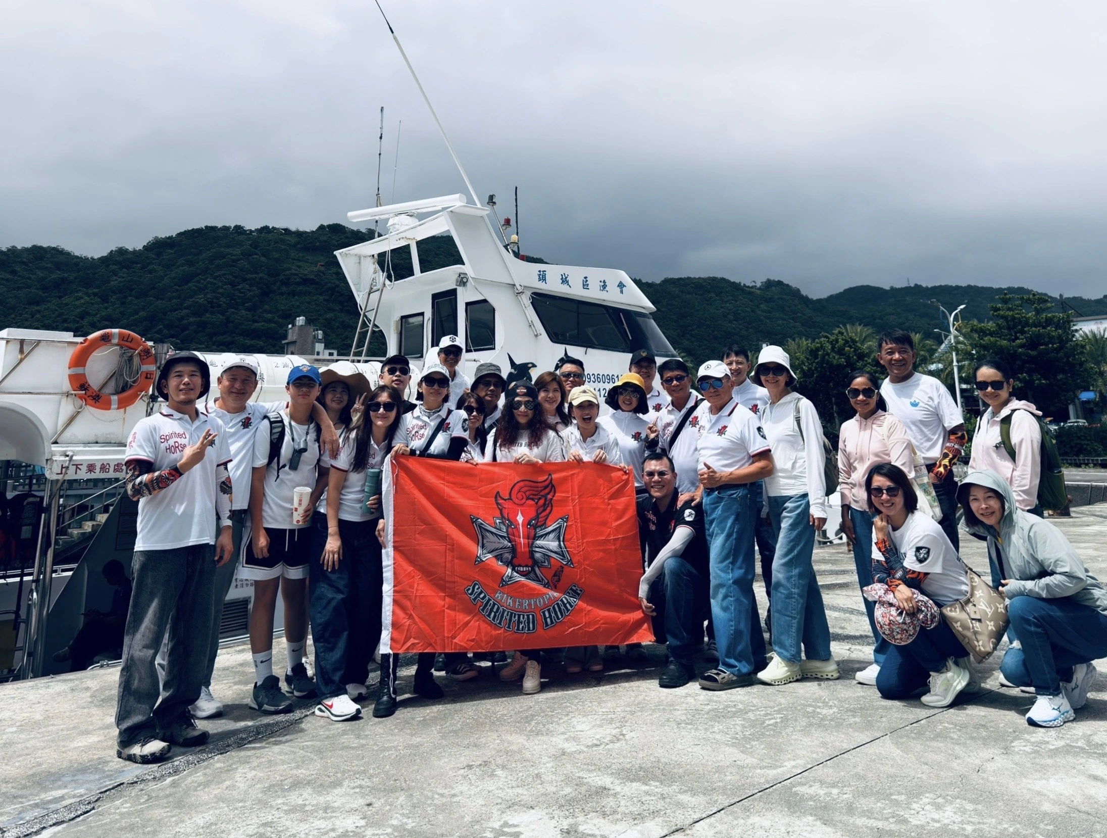 赤馬隊車隊原始團體合照